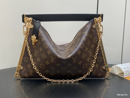 Lucky LOUIS Trunk VUITTON 0406